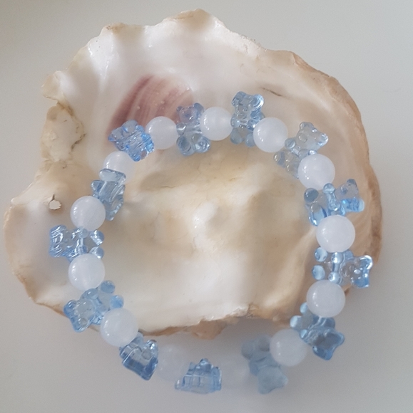 🐻🍬 Blue Gummy Bear Glow Bracelet - Picture 2 of 6